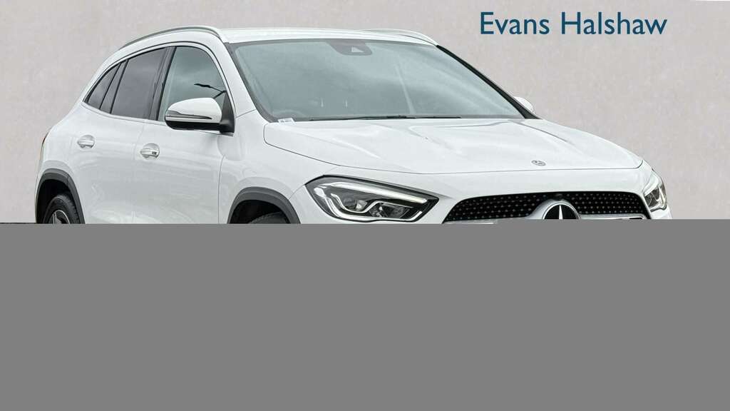 Mercedes-Benz GLA Class 200 Amg Line Executive 2020 KU20HWL White