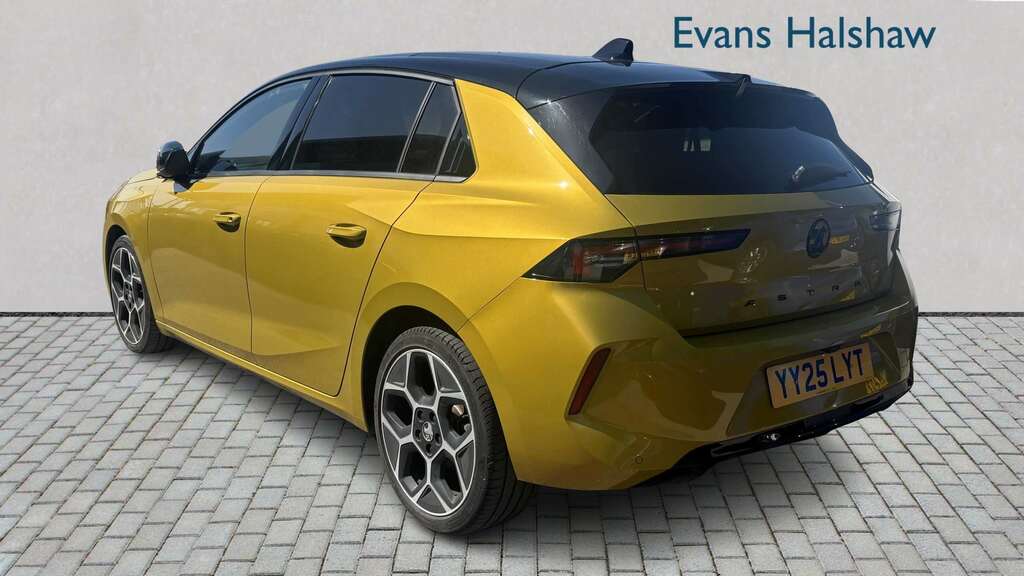Vauxhall Astra 1.2 Turbo 130 Ultimate 2025 YY25LYT Yellow #2