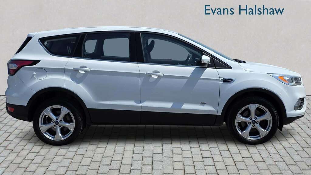 Ford Kuga 2.0 Tdci 180 Titanium 2018 BJ18LRX White #2