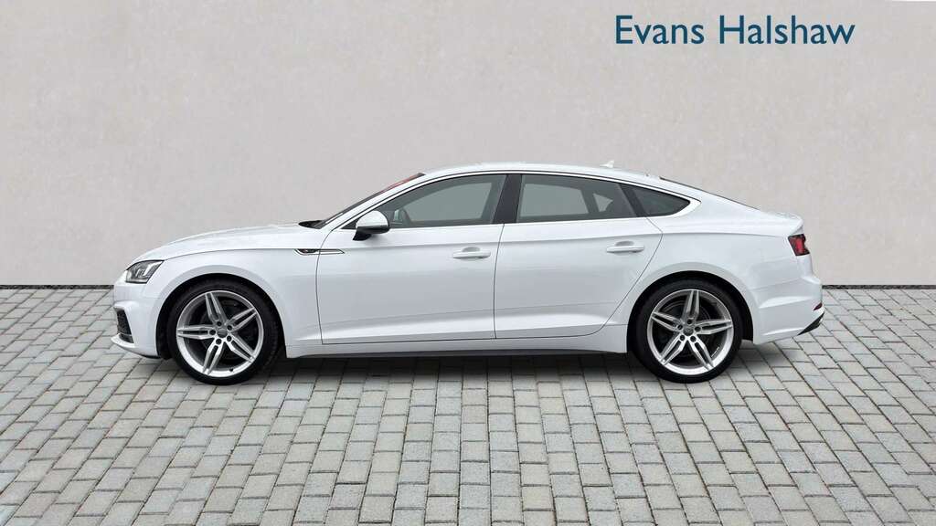 Audi A5 35 Tdi S Line S Tronic 2019 HF69TJU White #2