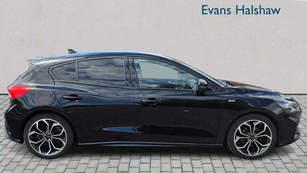 Ford Focus 1.0 Ecoboost 125 St-line X 2019 VF68FHK Black #2