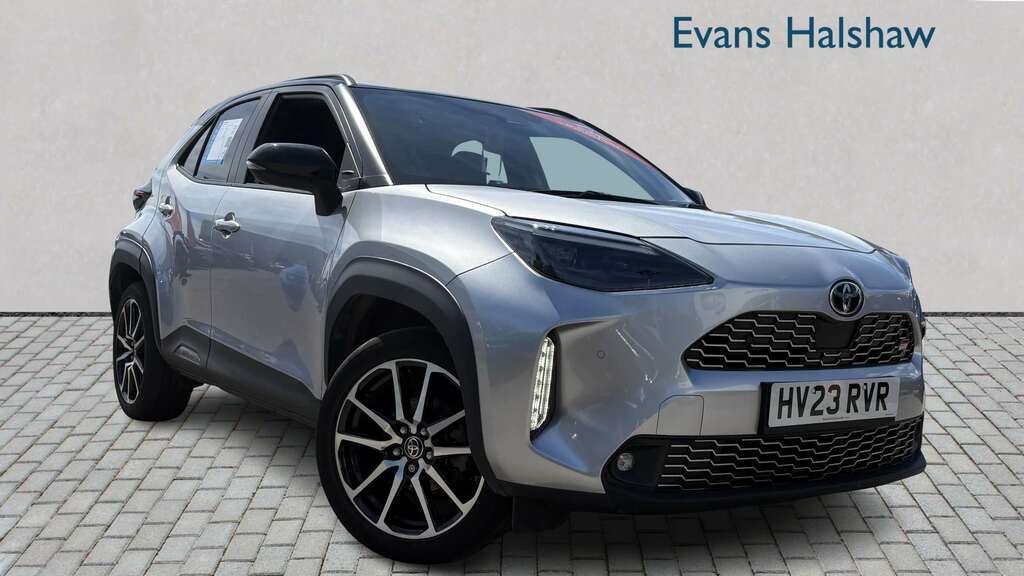 Toyota Yaris Cross 1.5 Hybrid Gr Sport Cvt 2023 Silver