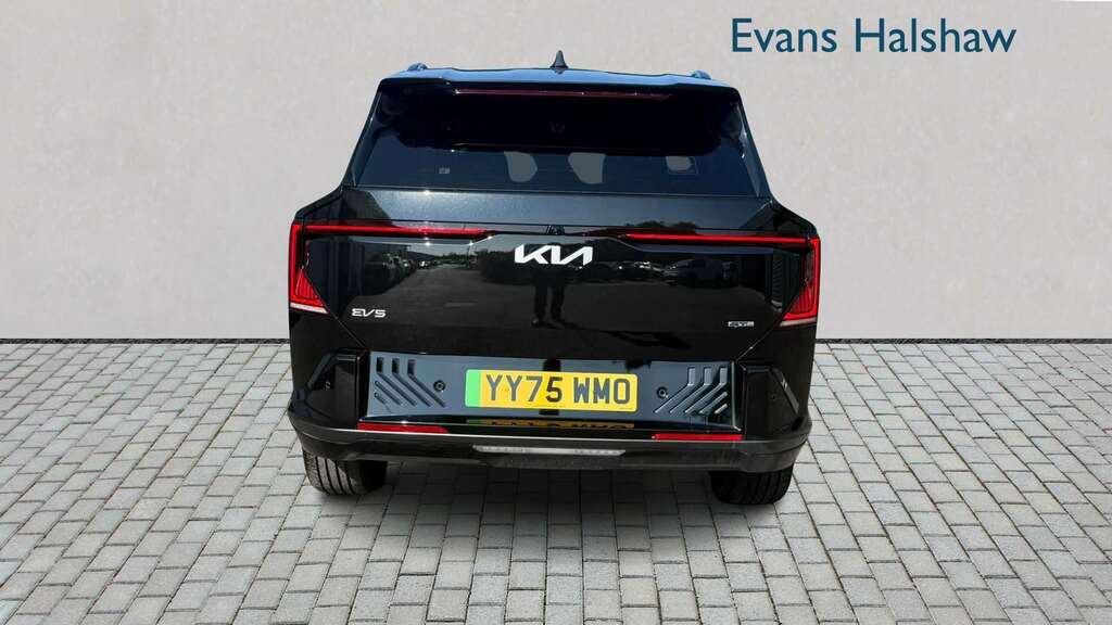 Kia EV5 160Kw Gt-line S 81.4Kwh 2025 YY75WMO Black #3
