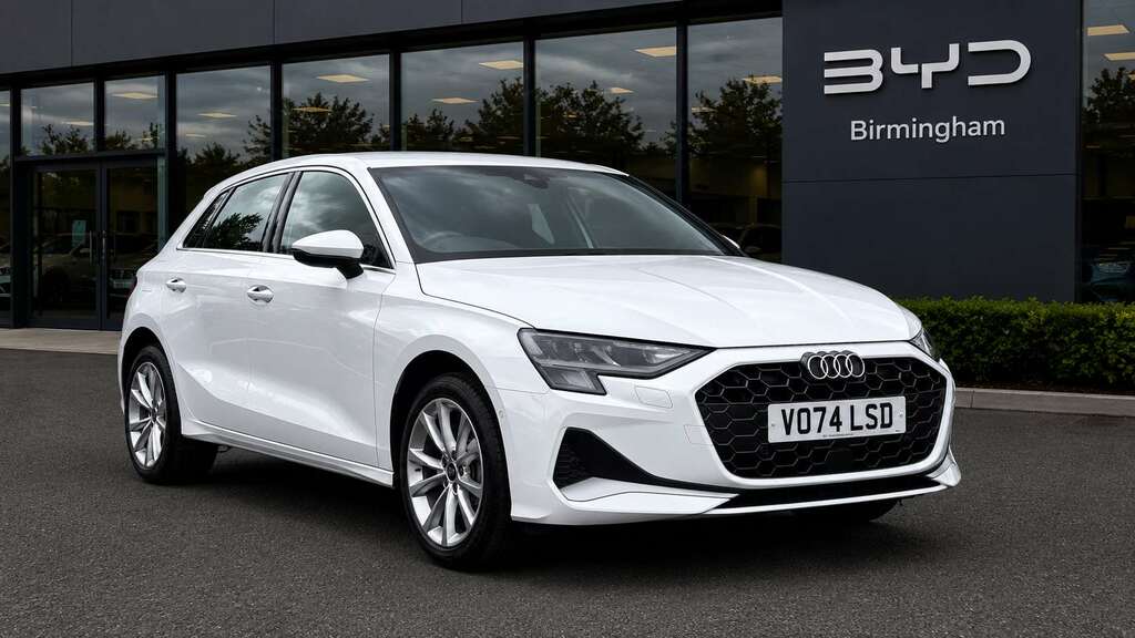 Audi A3 30 Tfsi Sport 2024 White