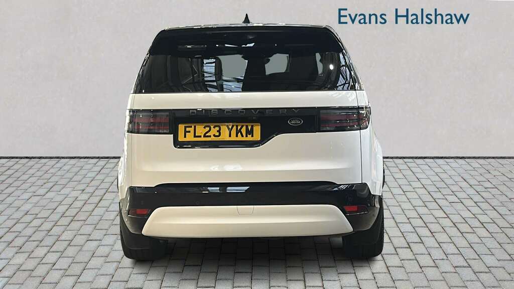 Land Rover Discovery 3.0 D250 R-dynamic Se 2023 FL23YKM White #5