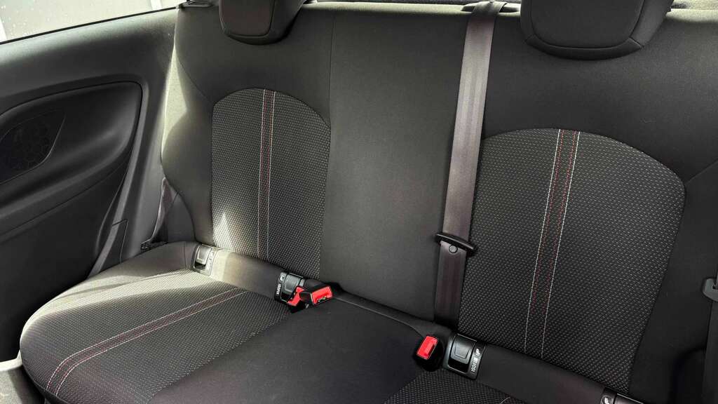 Vauxhall Corsa 1.4 75 Ecoflex Limited Edition 2017 SW67ATK Red #3