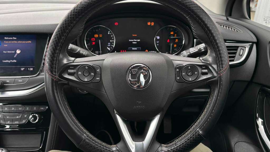 Vauxhall Astra 1.5 Turbo D Elite Nav Premium 2021 Black #5