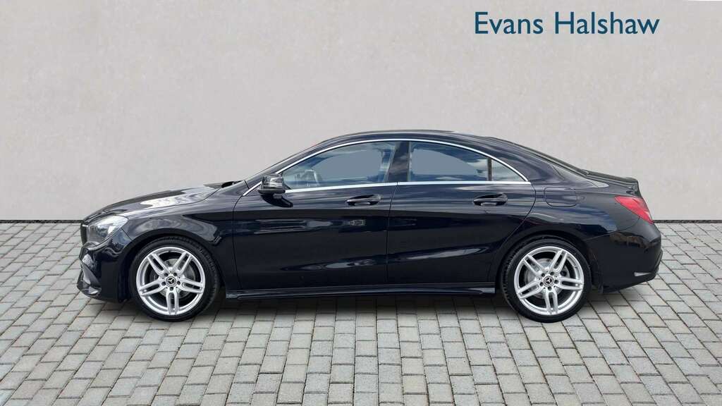Mercedes-Benz CLA Class 180 Amg Line Edition 2018 ORZ3608 Black #2