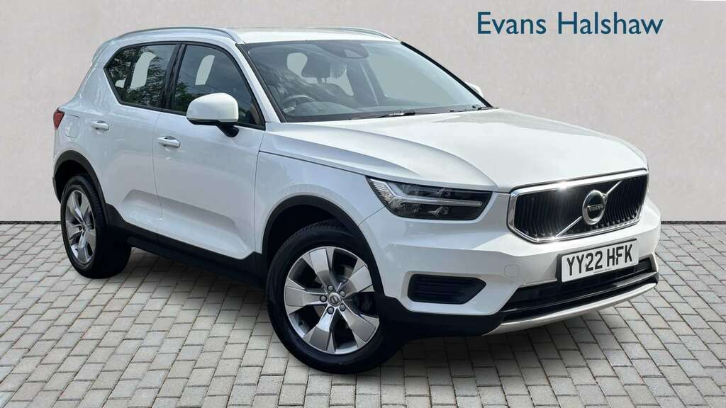 Volvo XC40 1.5 T3 163 Momentum Geartronic 2022 White
