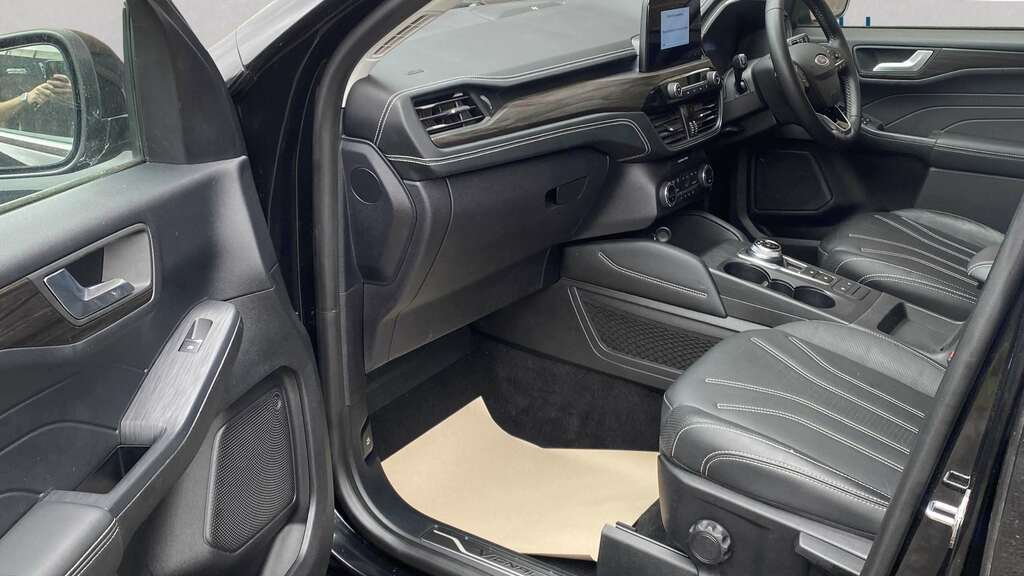 Ford Kuga 2.5 Fhev Vignale Cvt 2022 AF22OZM Black #5