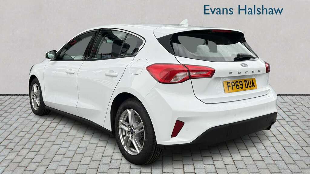 Ford Focus 1.0 Ecoboost 125 Zetec 2019 FP69DUA White #5