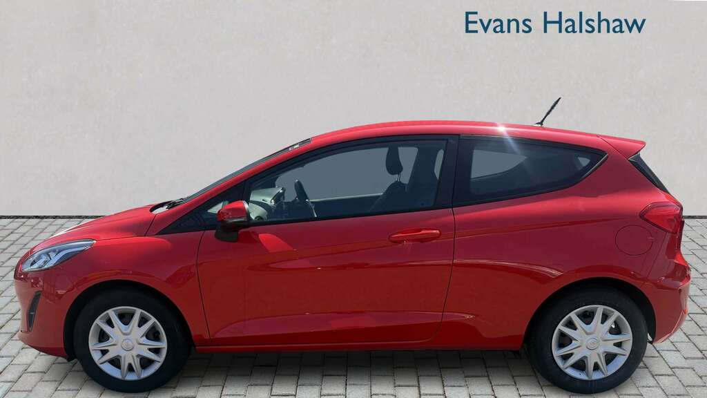 Ford Fiesta 1.1 Style 2018 Red #3