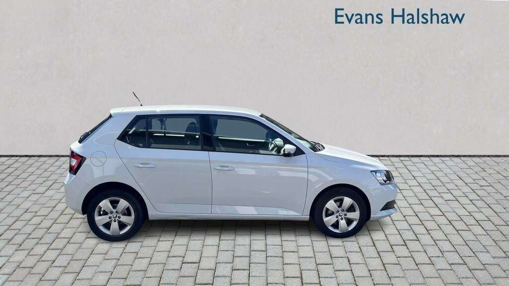 Skoda Fabia 1.2 Tsi Se Dsg 2017 White