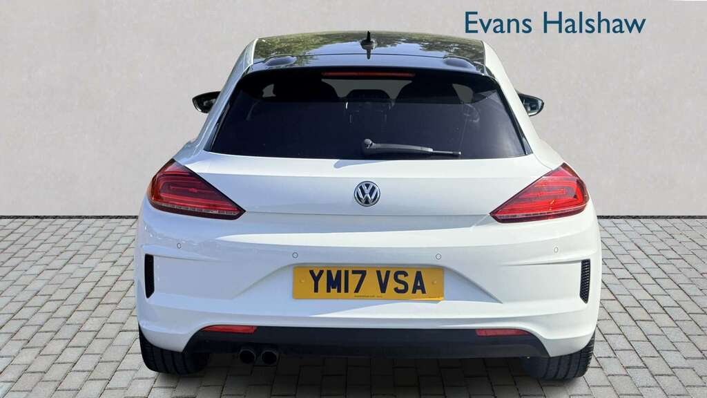 Volkswagen Scirocco 2.0 Tdi Bluemotion Tech R-line Black Edition 2 White #4