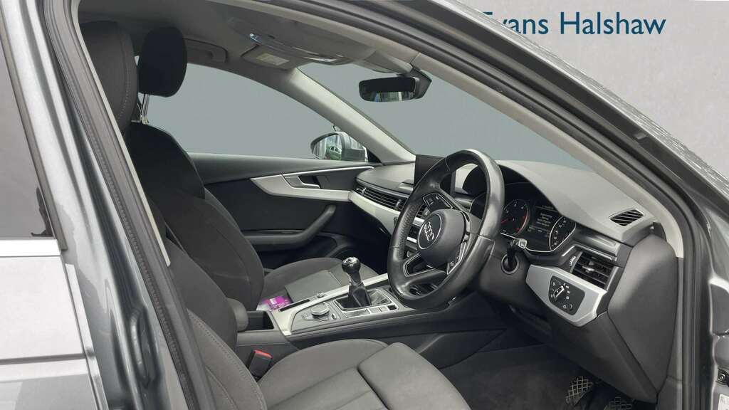 Audi A4 2.0 Tdi Ultra Sport 2017 LM17TKF Grey #5