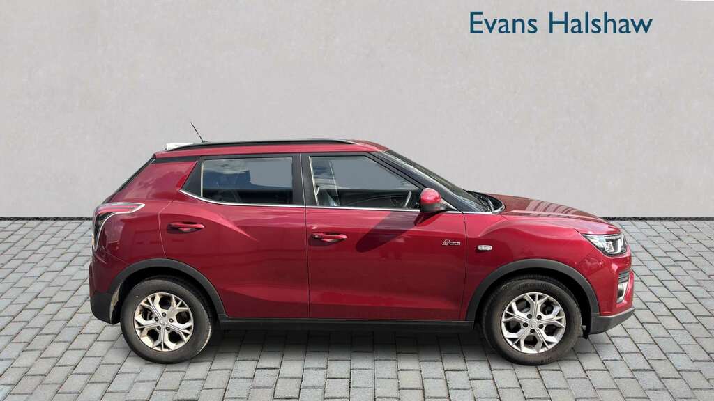 SsangYong Tivoli 1.5P Ventura 2023 Red