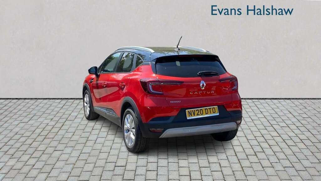 Renault Captur 1.0 Tce 100 Iconic 2020 NV20DTO Red #2