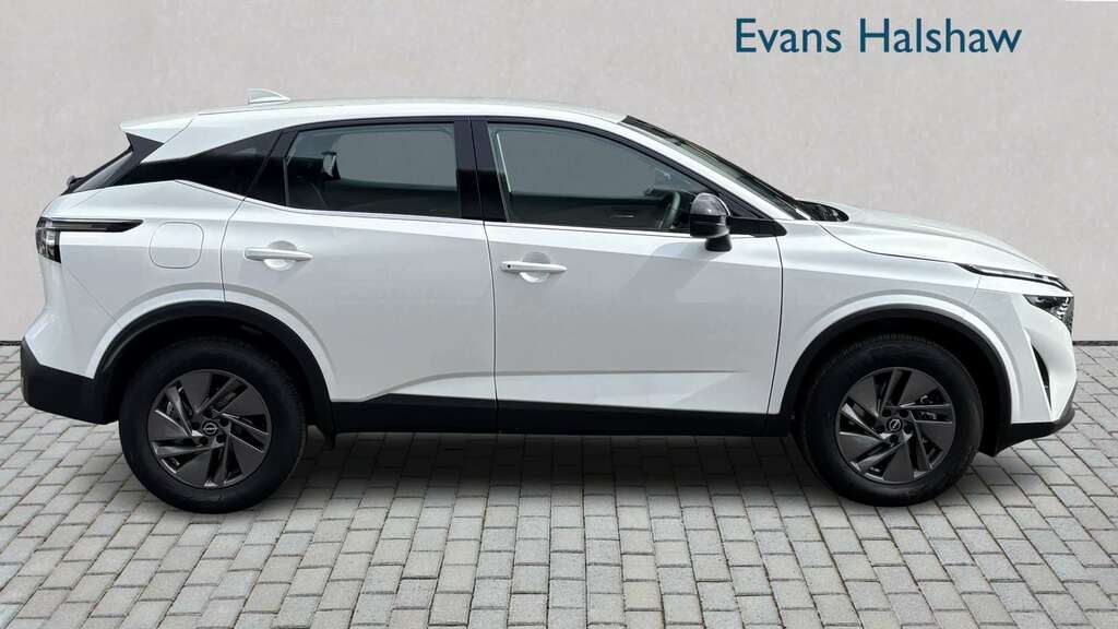 Nissan Qashqai 1.5 E-power Acenta Premium 2026 FN26HBX White #2