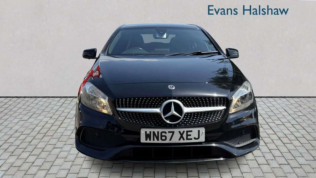 Mercedes-Benz A Class A160 Amg Line 2017 WN67XEJ Black #3