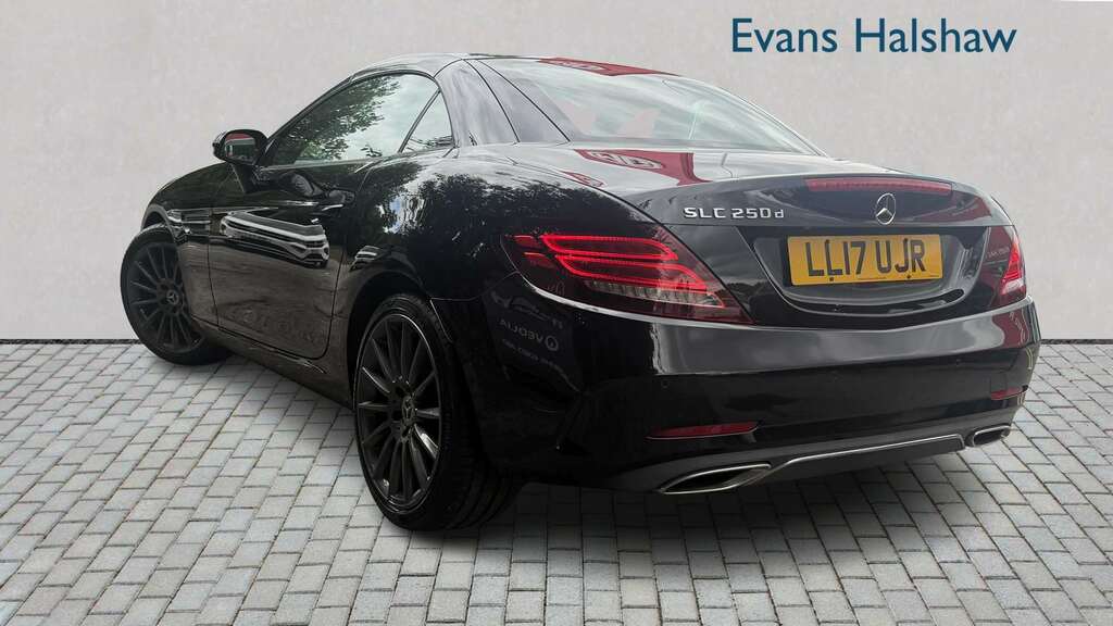 Mercedes-Benz SLC 250D Amg Line 9G-tronic 2017 Black
