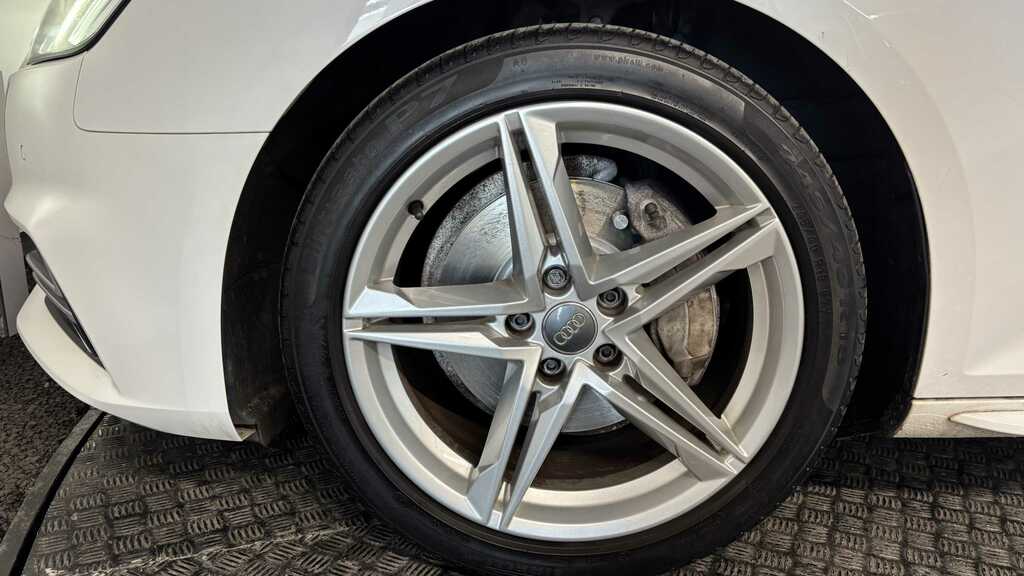 Audi A4 2.0 Tdi Ultra 190 S Line 2017 White #5