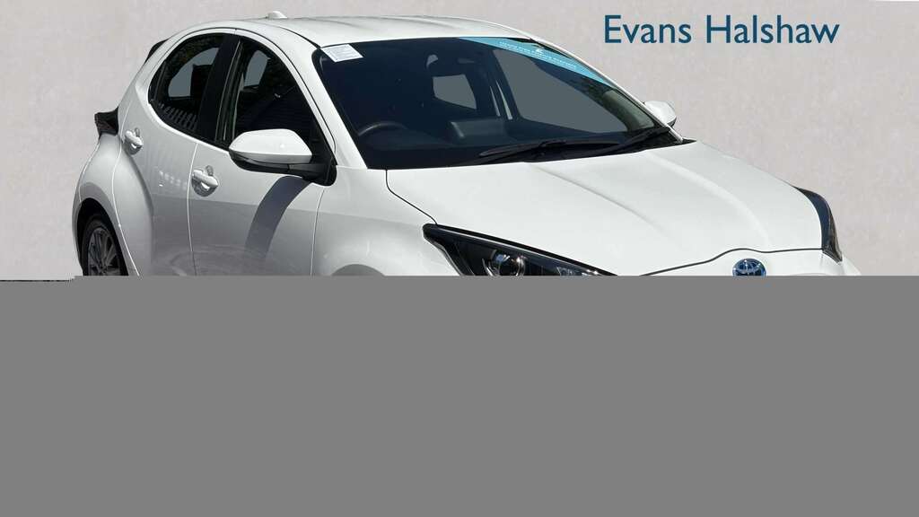 Toyota Yaris 1.5 Hybrid Icon Cvt 2023 White