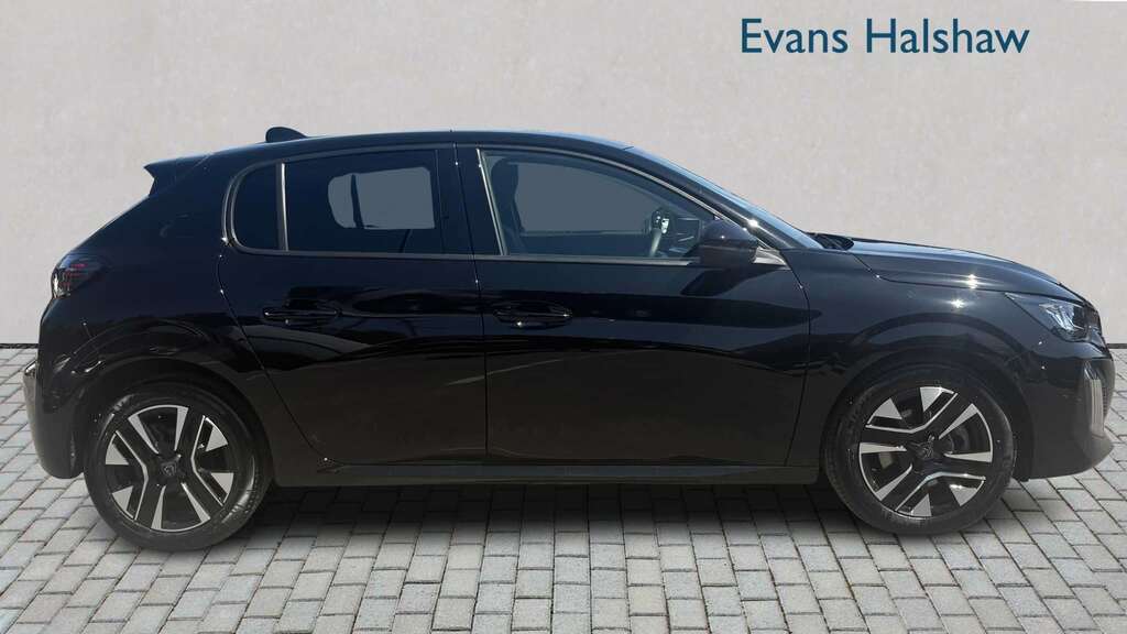 Peugeot 208 1.2 Puretech 100 Allure 2025 Black #3