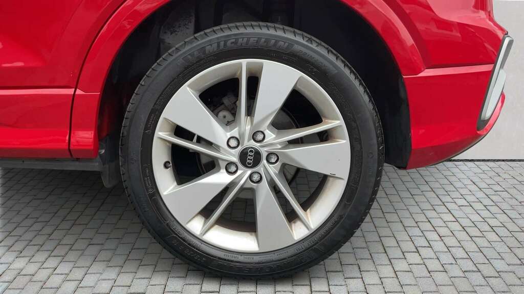 Audi Q2 35 Tfsi S Line 2023 CV23VJY Red #3