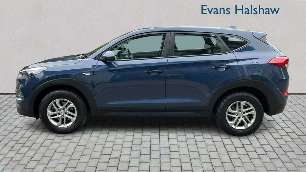 Hyundai Tucson 1.6 Gdi Blue Drive S 2Wd 2018 SJ18TFA Blue #2