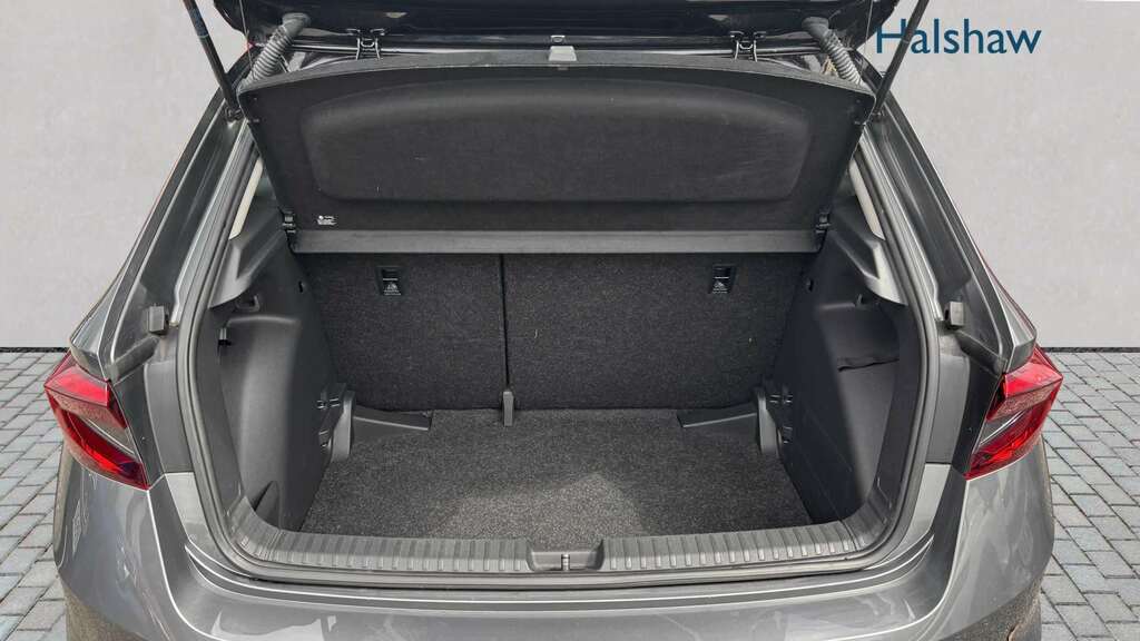 Skoda Fabia 1.0 Mpi 80 Colour Edition 2022 YY72VRM Grey #3