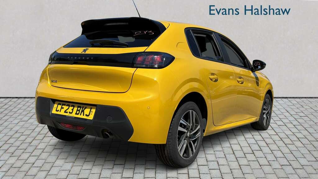 Peugeot 208 1.2 Puretech 100 Active Premium Eat8 2023 CF23BKJ Yellow #5