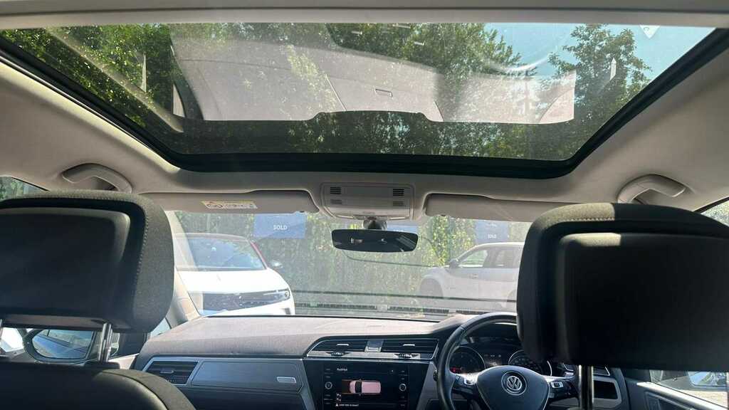 Volkswagen Touran 1.6 Tdi 115 Se Family 2019 Grey #2