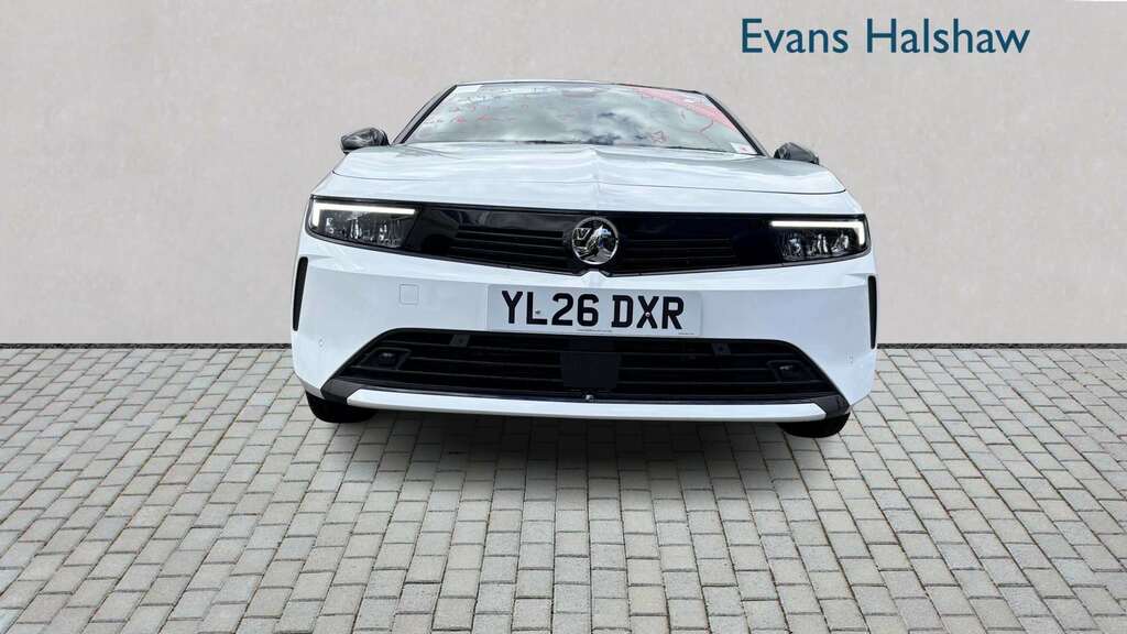 Vauxhall Astra 1.2 Turbo 130 Griffin 2026 YL26DXR White #2