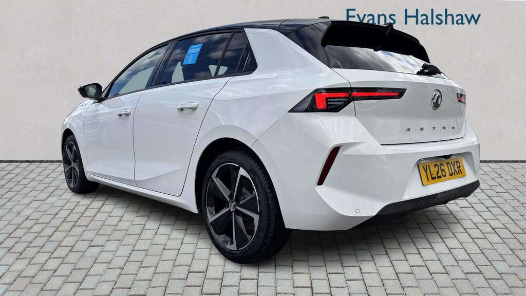 Vauxhall Astra 1.2 Turbo 130 Griffin 2026 YL26DXR White #5