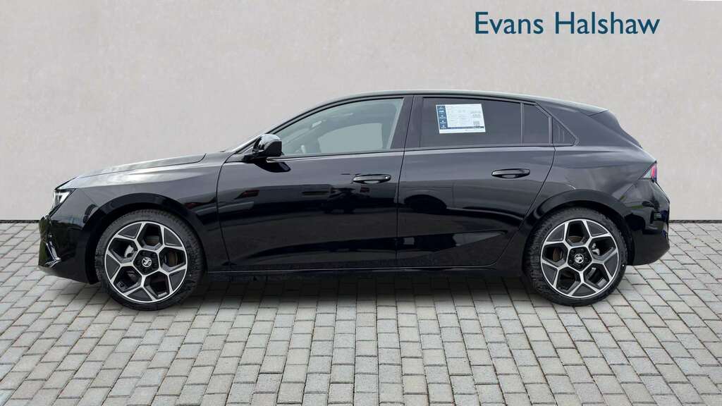 Vauxhall Astra 1.2 Turbo 130 Ultimate 2026 YL26DYA Black #4