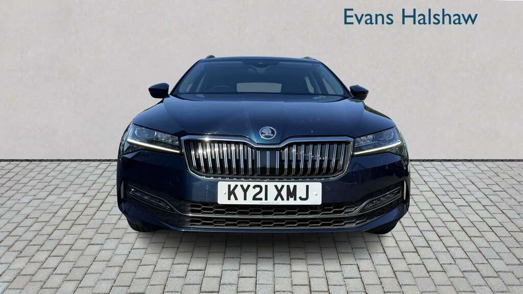Skoda Superb 2.0 Tdi Cr Se L Dsg 2021 Blue