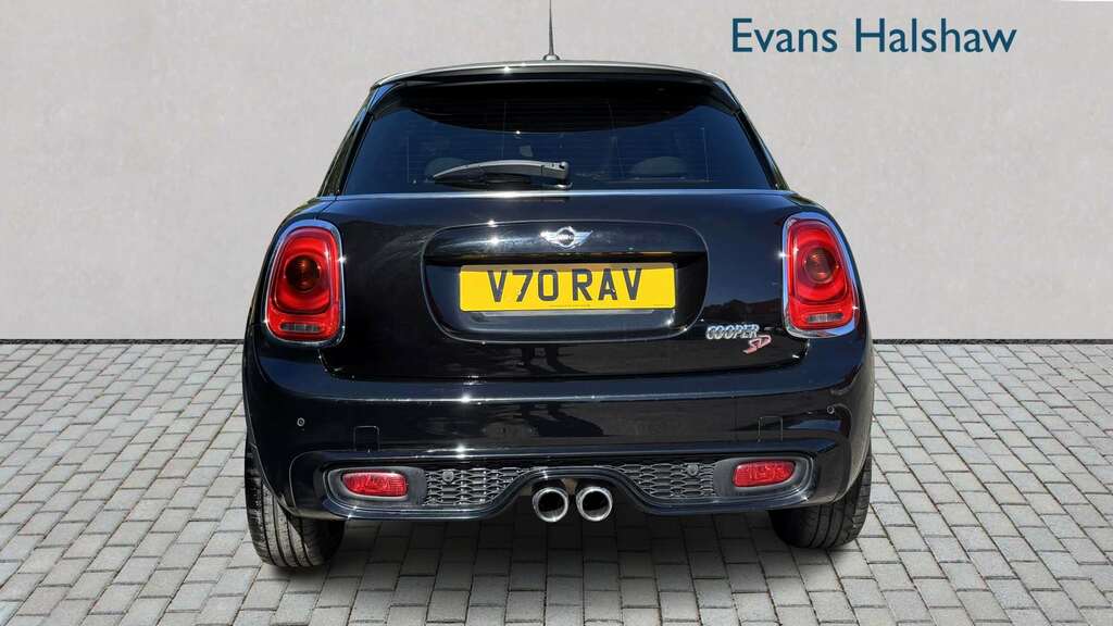 Mini Hatch 2.0 Cooper S D Seven 2018 Black #3