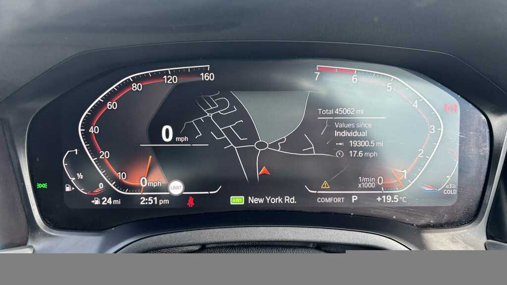 BMW 3 Series 320I M Sport Step 2019 YA69LTZ White #5