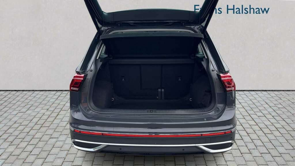 Volkswagen Tiguan 1.5 Tsi 150 Elegance Dsg 2023 FG23WPF Grey #5