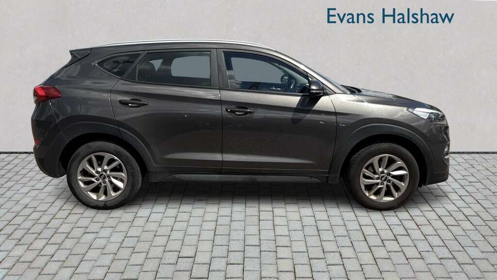 Hyundai Tucson 1.6 Gdi Blue Drive Se 2Wd 2017 MT66LGO Grey #5