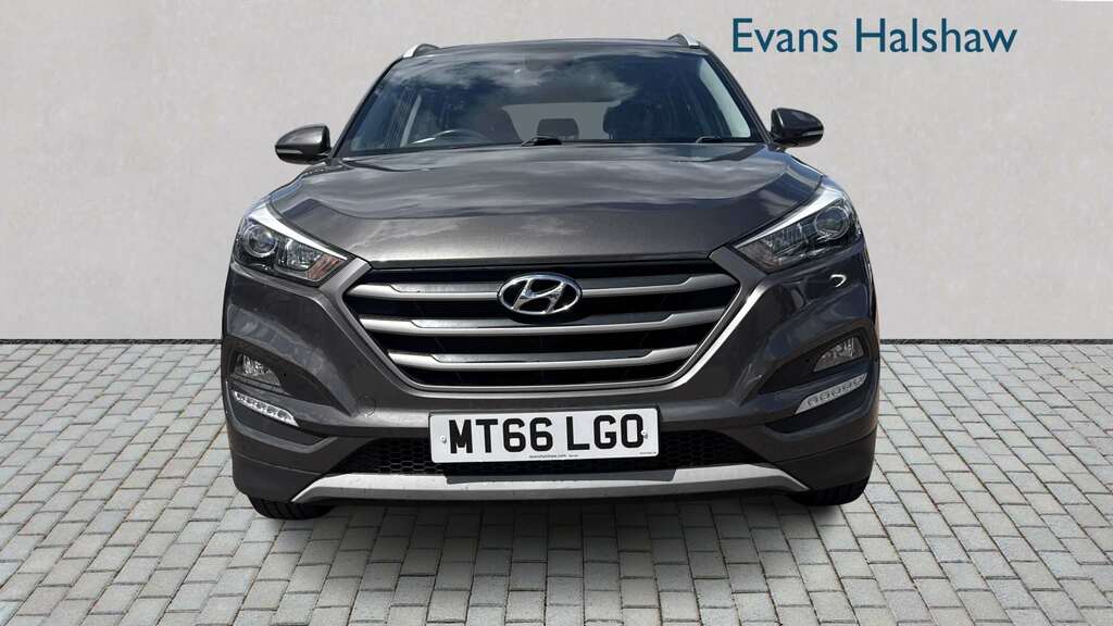 Hyundai Tucson 1.6 Gdi Blue Drive Se 2Wd 2017 MT66LGO Grey #4