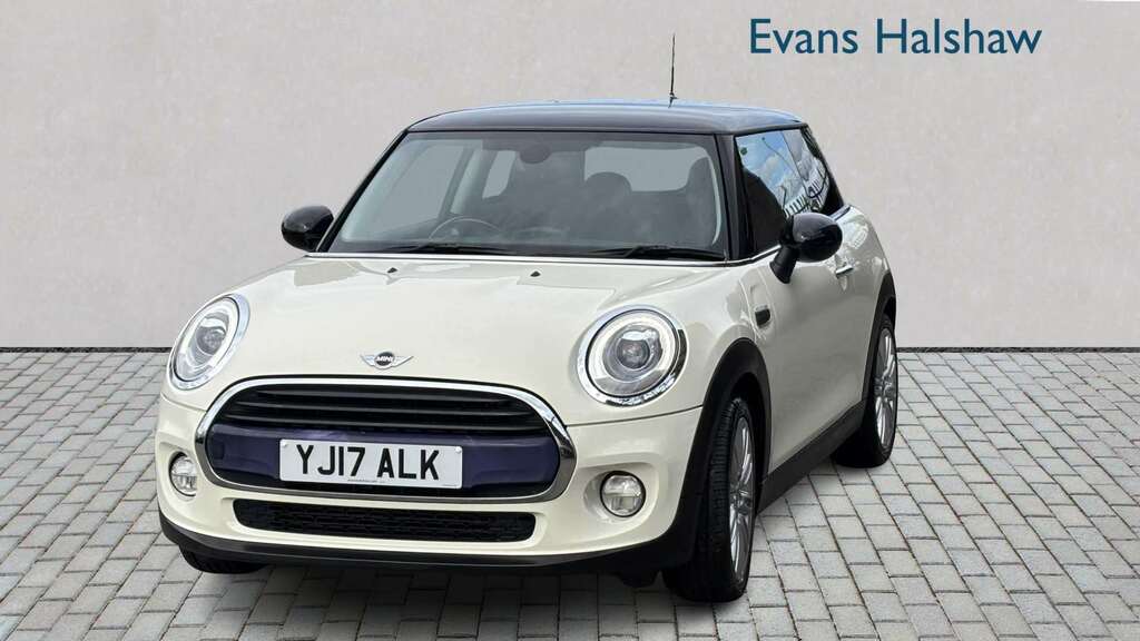 Mini Hatch 1.5 Cooper D 2017 White #2