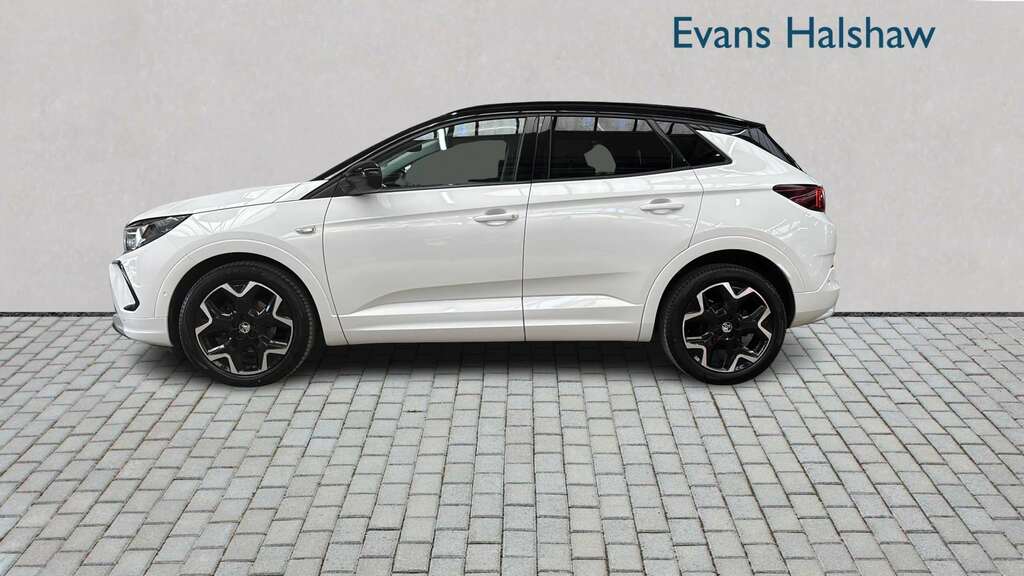 Vauxhall Grandland 1.2 Turbo Ultimate 2023 DS23UGB White #2