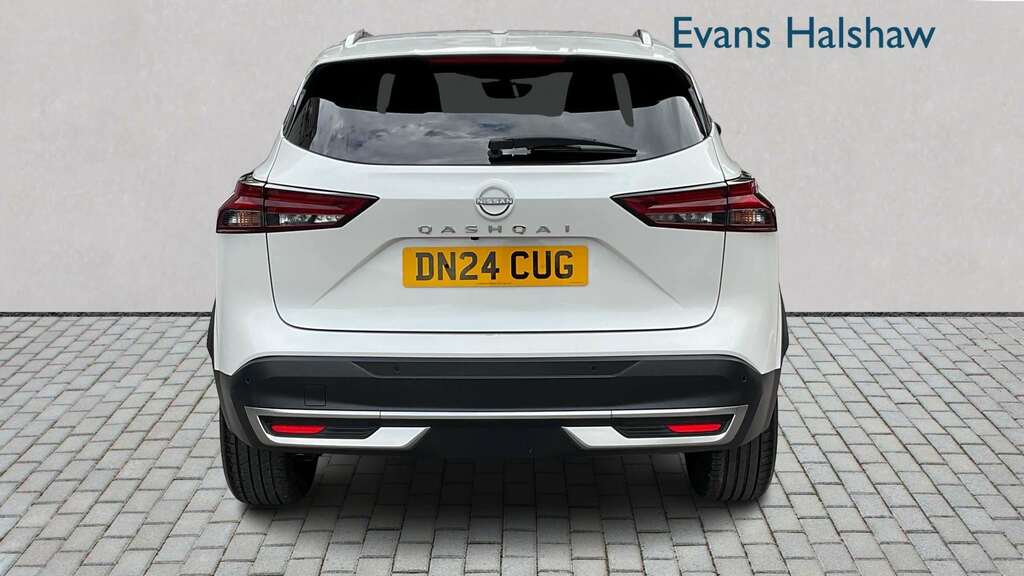 Nissan Qashqai 1.3 Dig-t Mh 158 N-connecta Xtronic 2024 DN24CUG White #5
