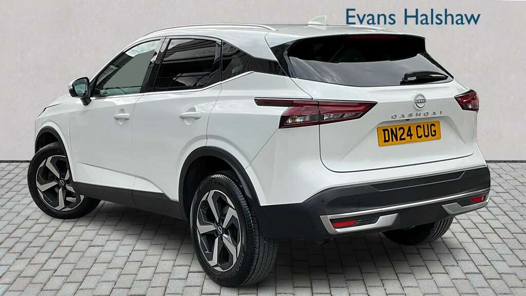 Nissan Qashqai 1.3 Dig-t Mh 158 N-connecta Xtronic 2024 DN24CUG White #2