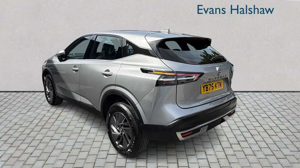 Nissan Qashqai 1.3 Dig-t Mh Acenta Premium 2026 YB75KTN Silver #6