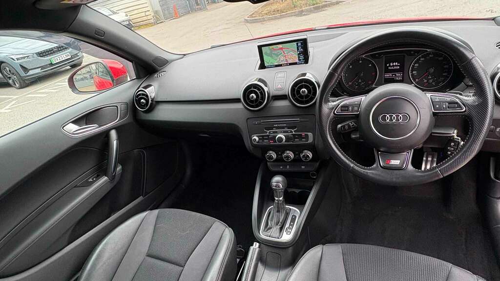 Audi A1 1.6 Tdi S Line S Tronic 2017 Red #2