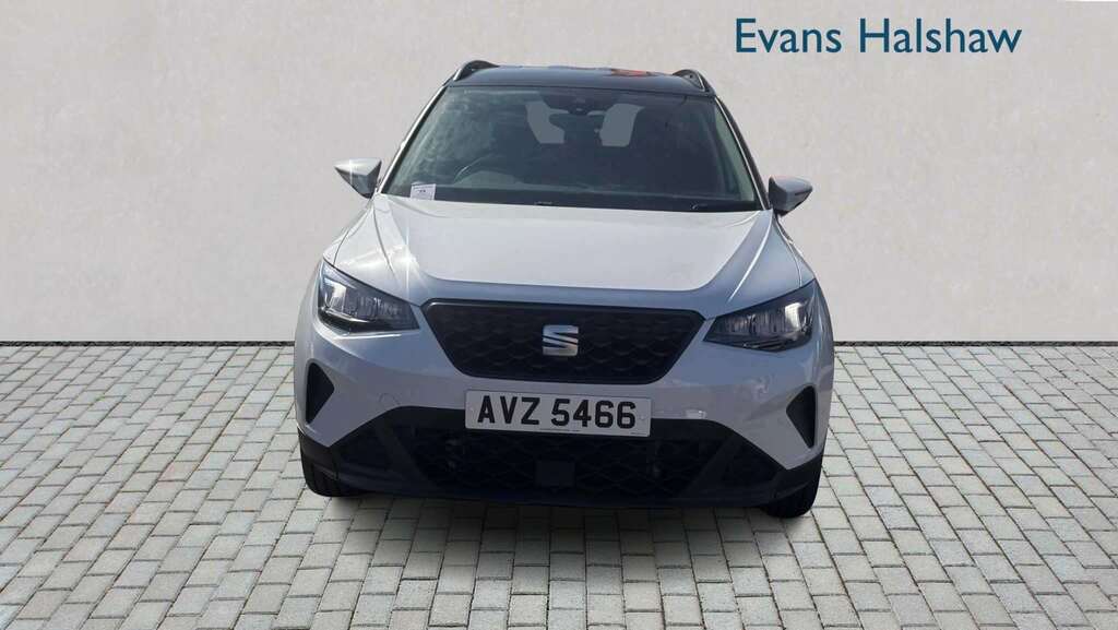 Seat Arona 1.0 Tsi 110 Se Edition Dsg 2023 AVZ5466 White #2