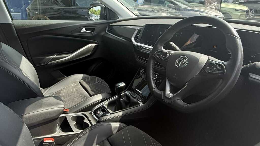 Vauxhall Grandland 1.2 Turbo Ultimate 2023 NA23FPU White #5