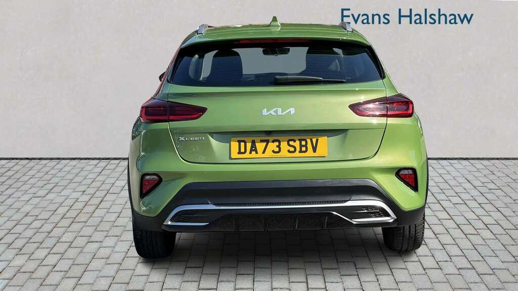 Kia Xceed 1.5T Gdi Isg 2 2023 DA73SBV Green #3